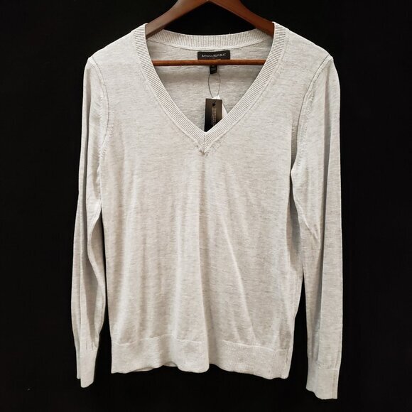 Banana Republic Womens Preppy Forever Sweater Size M Gray Fall Neutral NWT Cozy - Picture 1 of 9